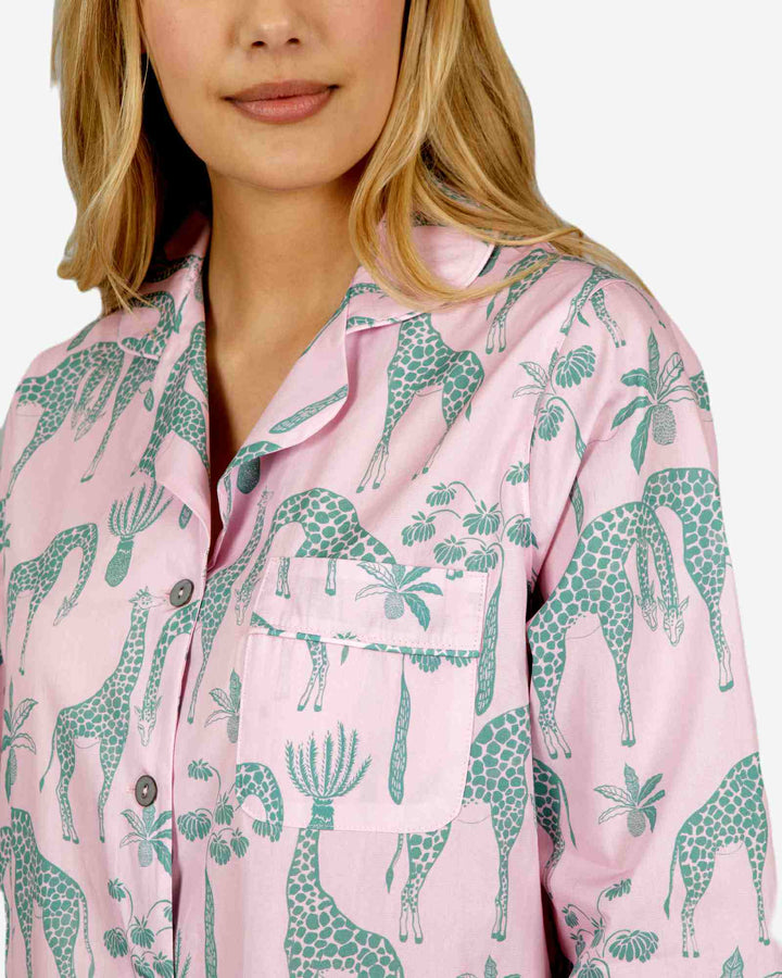 Womens sleepshirt - Giraffes Pink