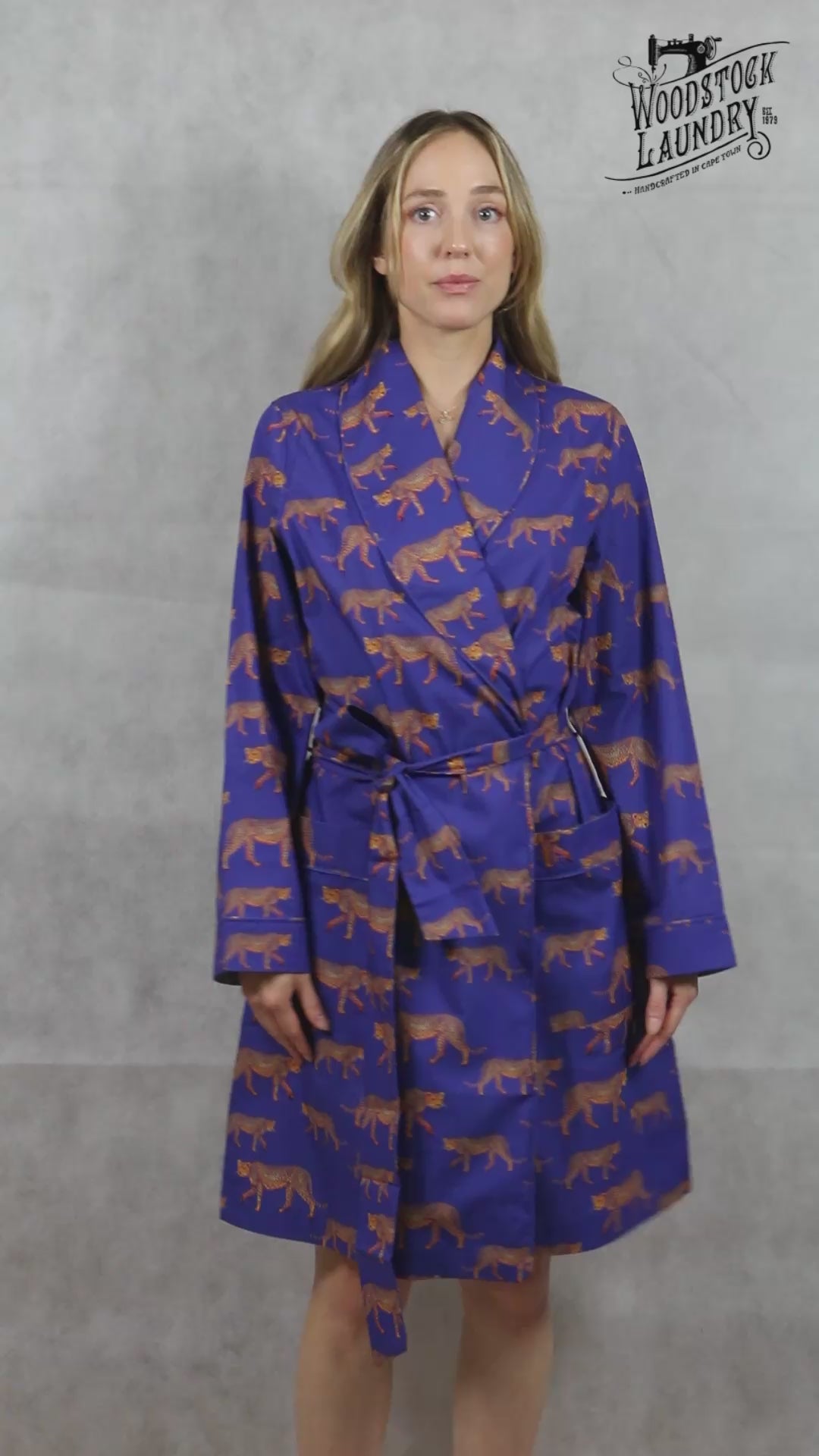 Womens dressing gown - blue cheetah