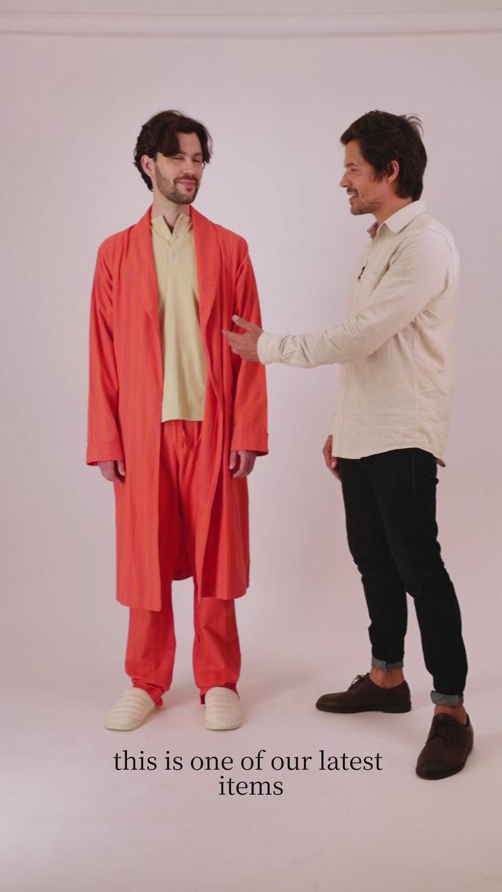 Men's Flannel Dressing Gown - Yoko Red