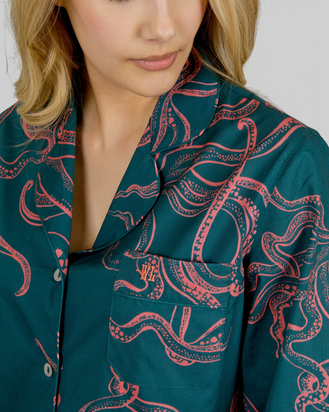 Green pyjama shirt for women with pink octopus design